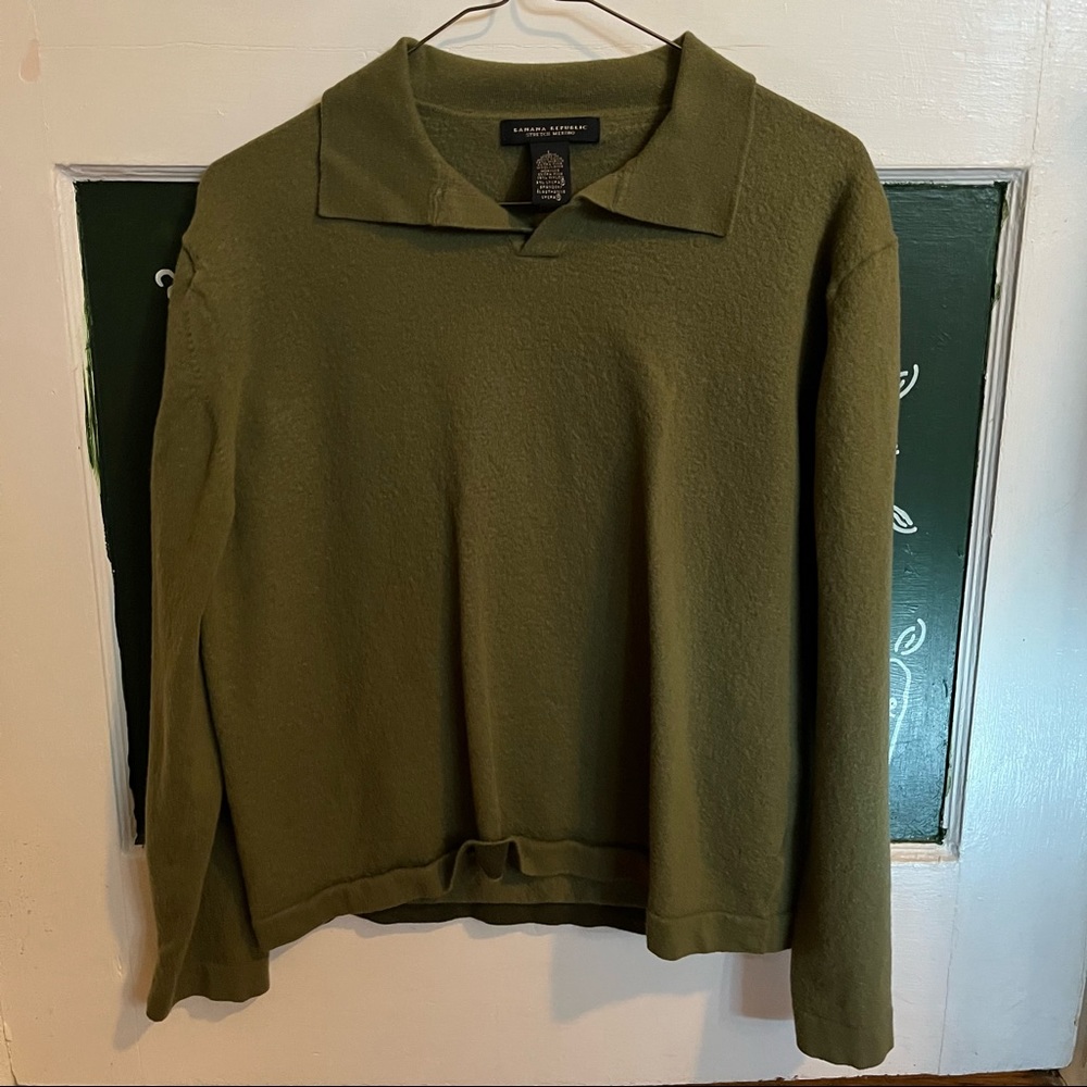 Banana Republic army green collared long sleeve.